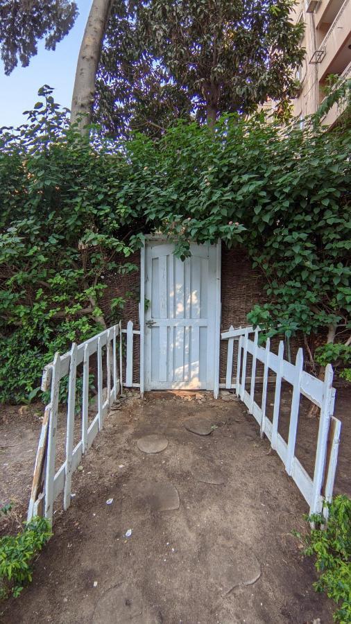 Private Entrance Studio With Large Private Garden カイロ エクステリア 写真